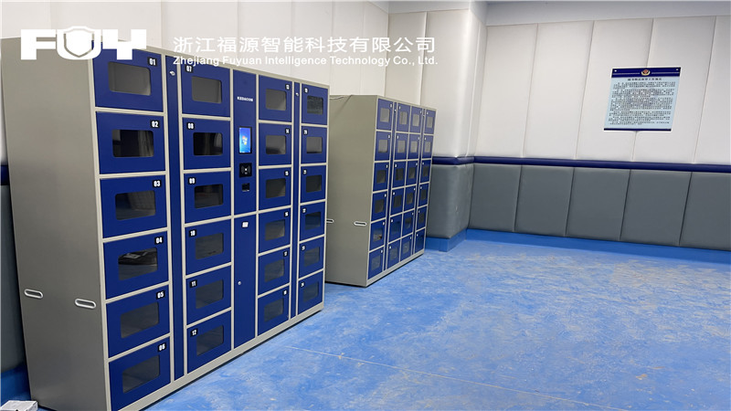 隨身物品保管柜 隨身物品保管柜