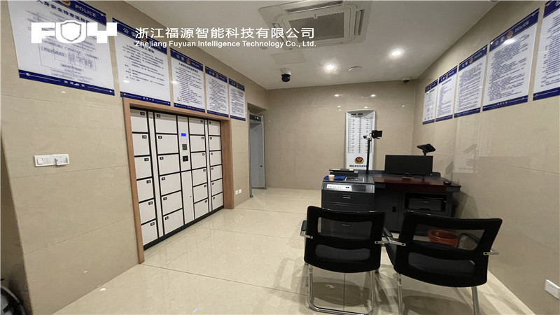 隨身物品柜 隨身物品柜