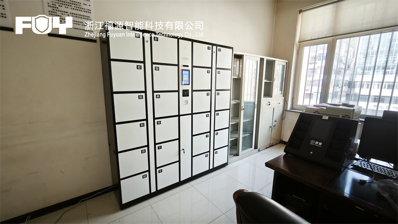 隨身物品柜 隨身物品柜